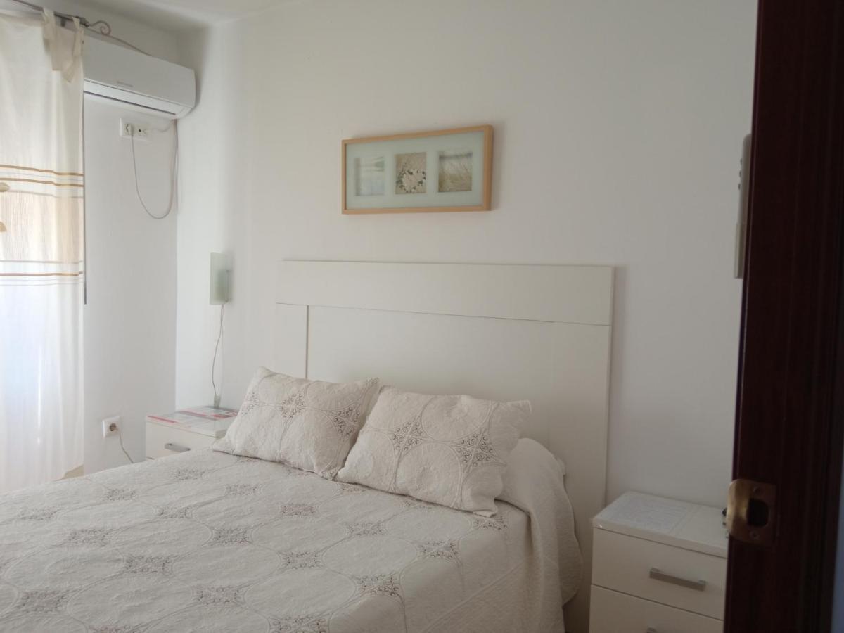 Habitaciones Individuales En Apartamento Compartido Seville Luaran gambar